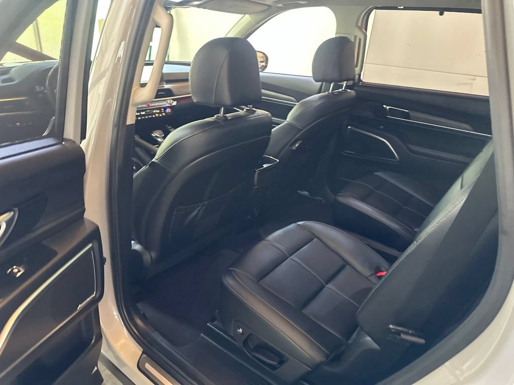 Used 2022 Kia Telluride SX w/ Nightfall Edition Package AWD/4WD image 22