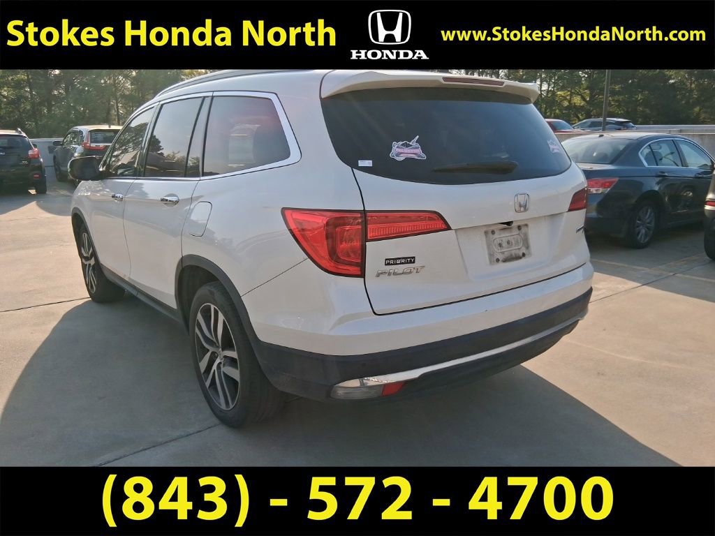 Used 2017 Honda Pilot Touring image 2