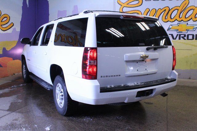 Used 2010 Chevrolet Suburban 2500 LT image 6
