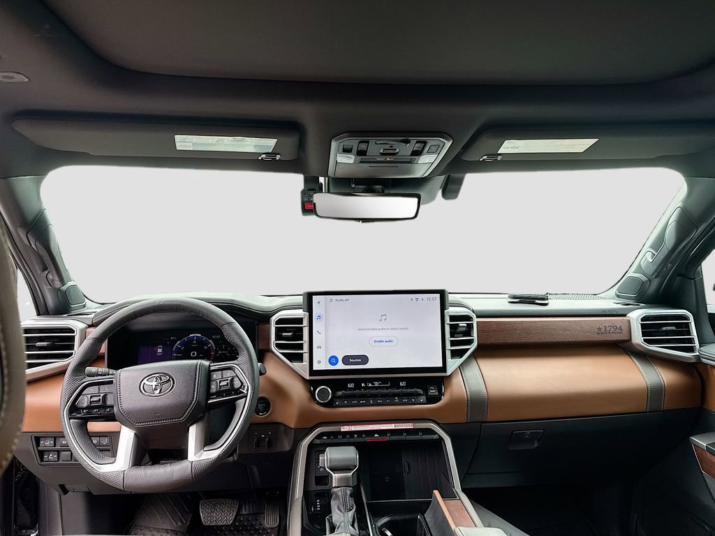 Used 2025 Toyota Sequoia SR5 AWD/4WD image 20