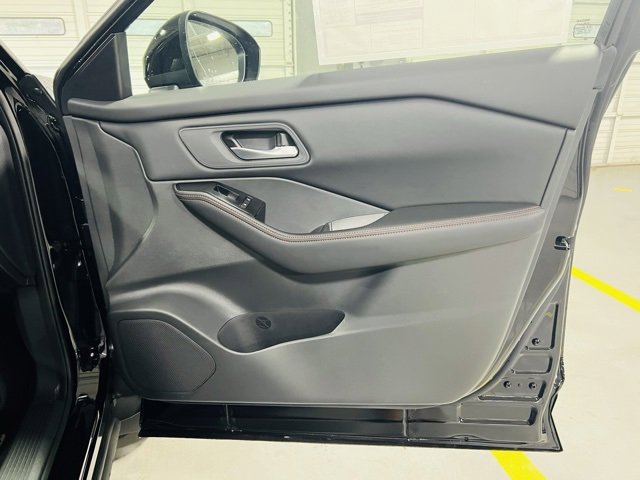 New 2026 Nissan Rogue SV image 28