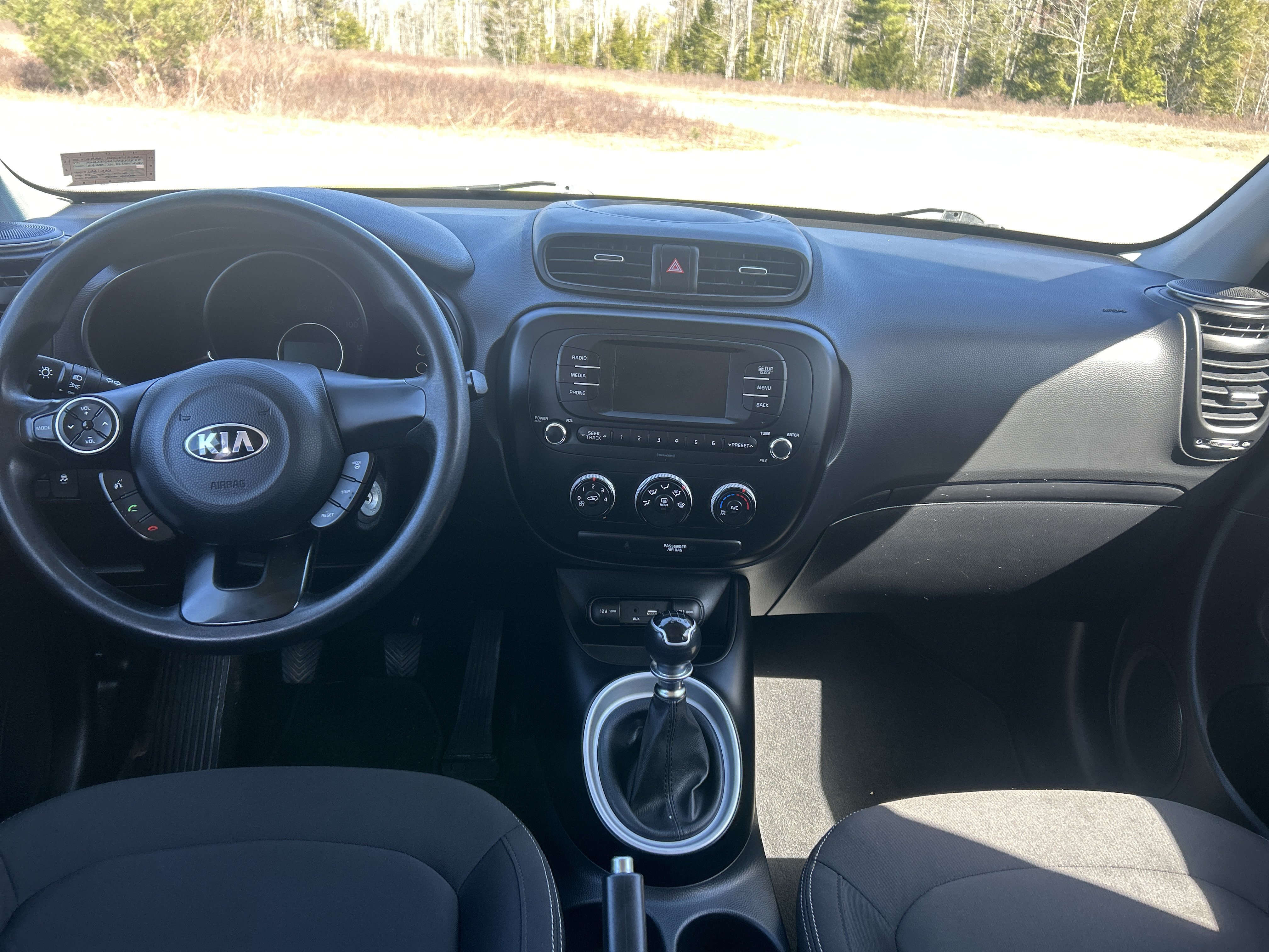 Used 2017 Kia Soul FWD image 19