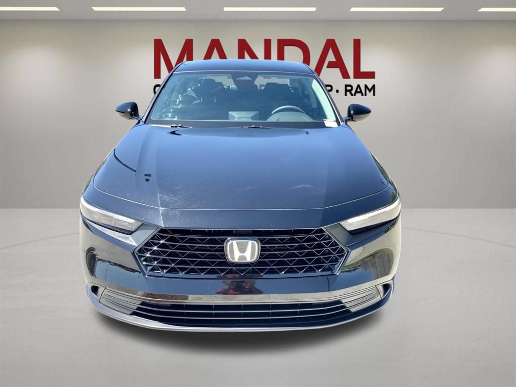 Used 2025 Honda Accord LX image 3