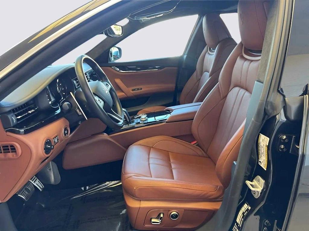 Used 2022 Maserati Quattroporte GT image 21