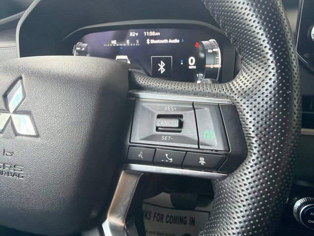Used 2023 Mitsubishi Outlander SE Black Edition FWD image 28