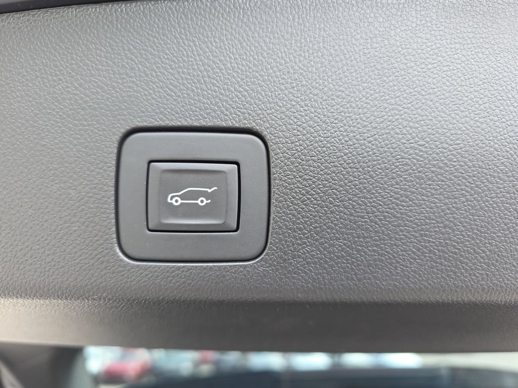 Used 2024 Buick Encore GX Preferred FWD image 14