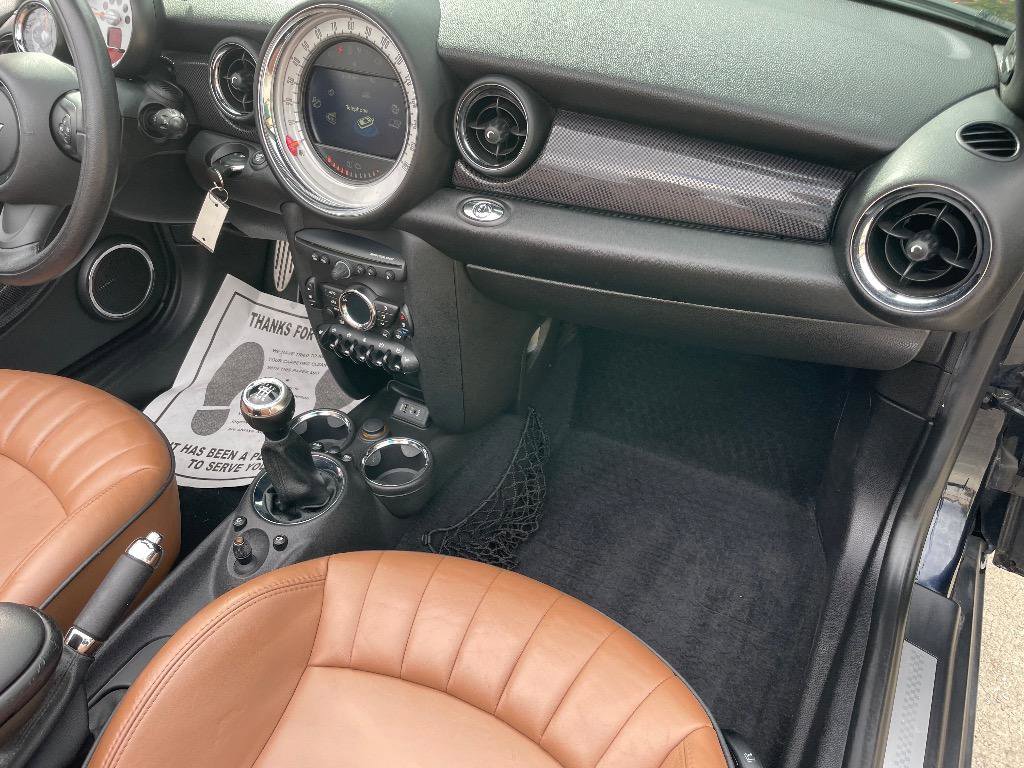 Used 2013 MINI Cooper S image 32