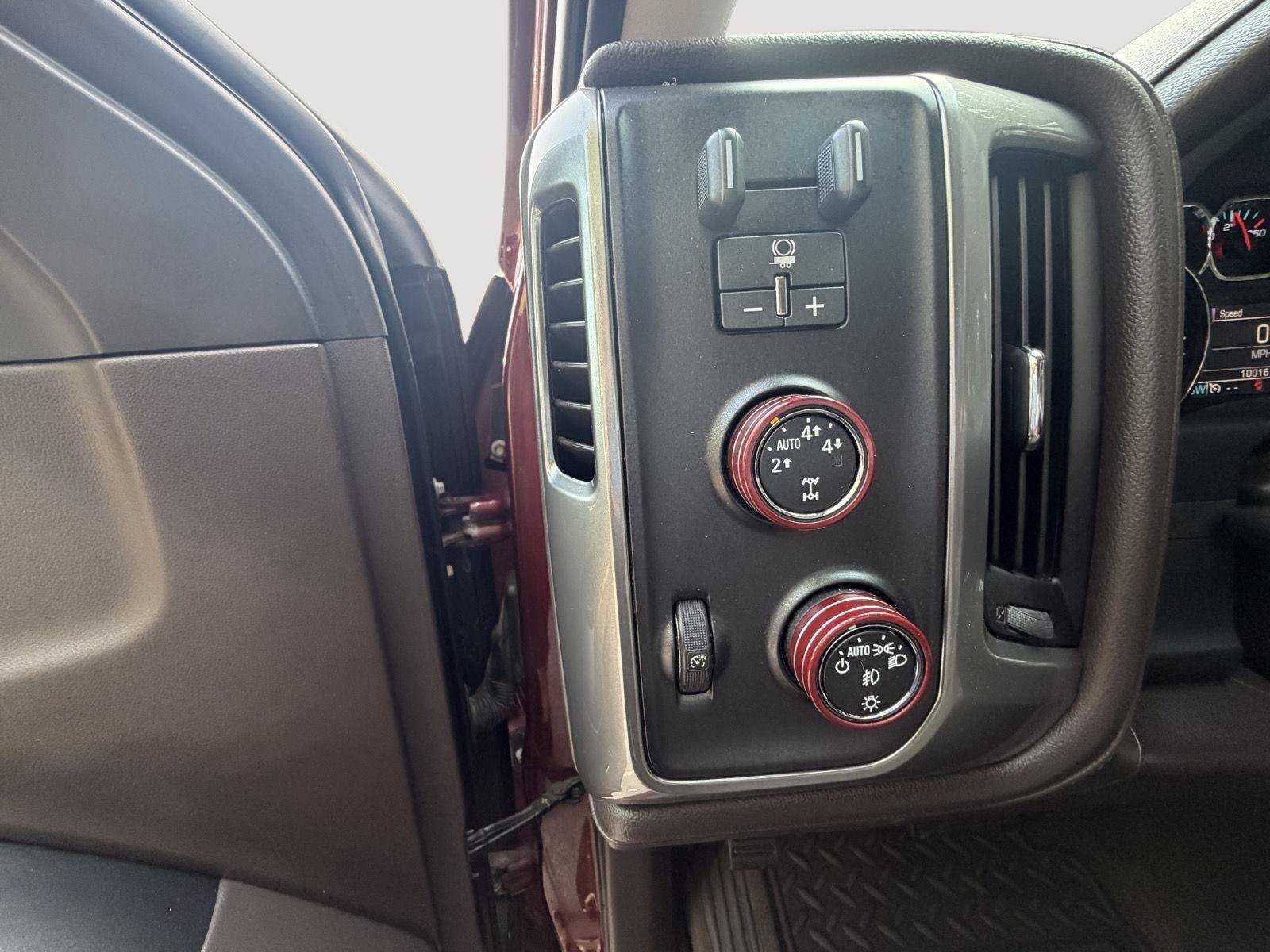 Used 2015 Chevrolet Silverado 1500 LTZ w/ LTZ Plus Package AWD/4WD image 17
