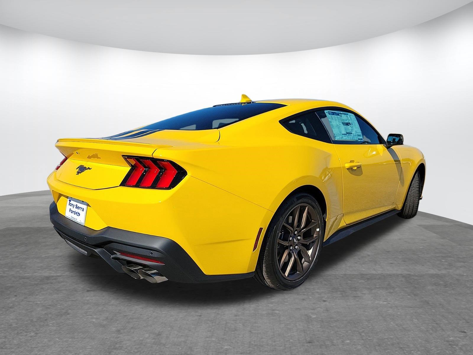 Used 2024 Ford Mustang Premium image 5