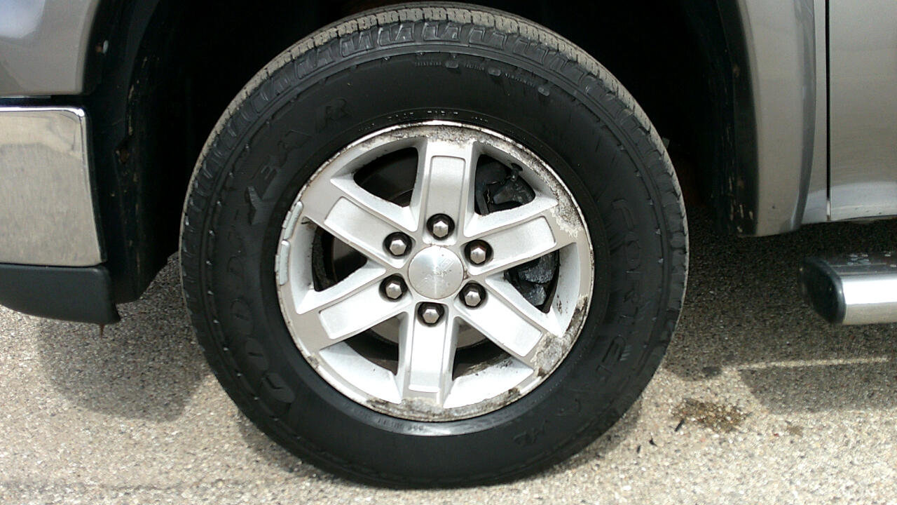 Used 2013 GMC Sierra 1500 SLE w/ Power Tech Package image 12