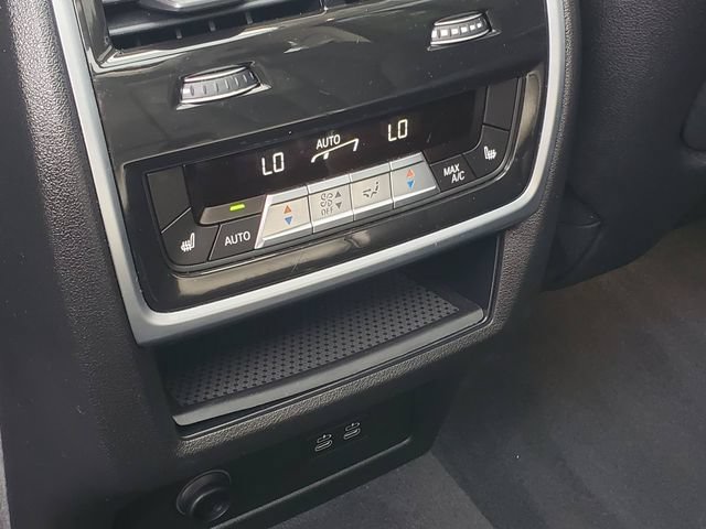 Used 2024 BMW X7 xDrive40i AWD/4WD image 34