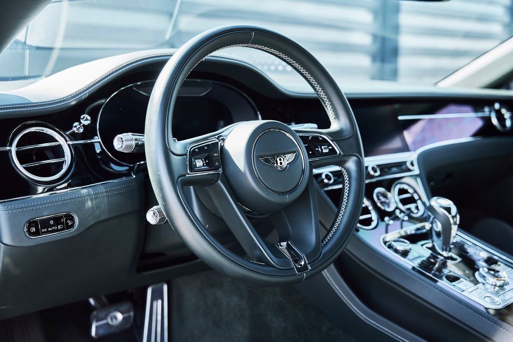 Used 2020 Bentley Continental GT image 34
