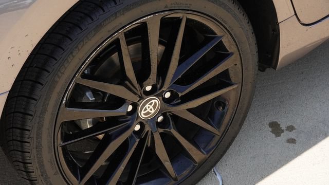Used 2024 Toyota Camry XSE FWD image 11