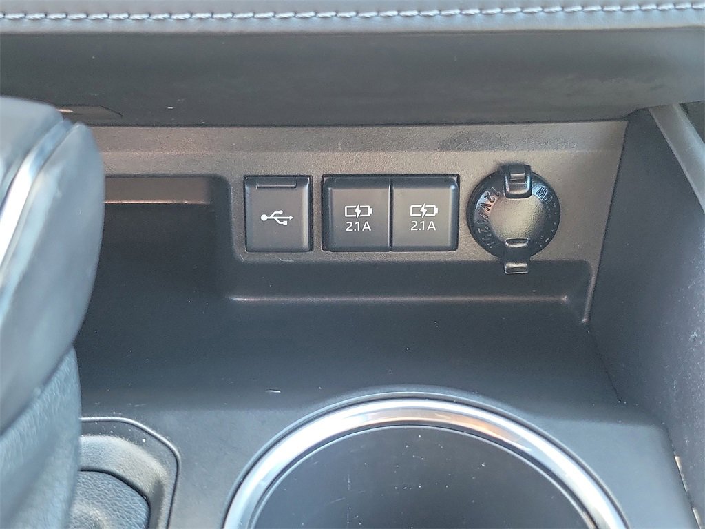 Used 2021 Toyota Highlander XSE image 31