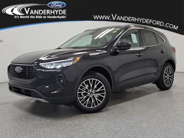 New 2026 Ford Escape SE FWD image 1