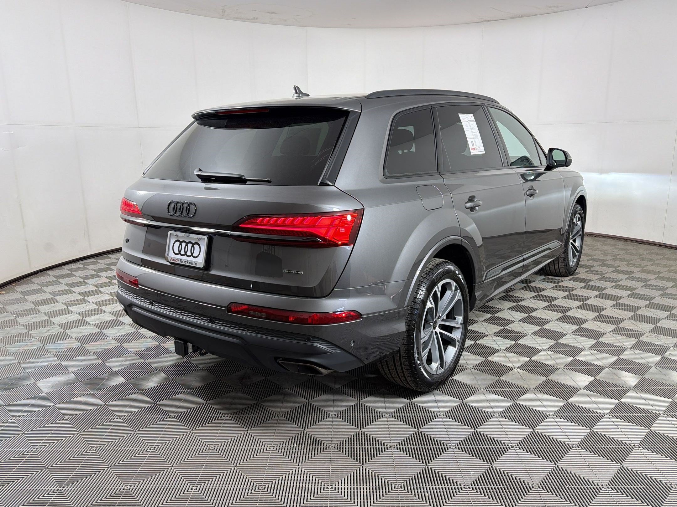 New 2026 Audi Q7 2.0T Premium AWD/4WD image 9