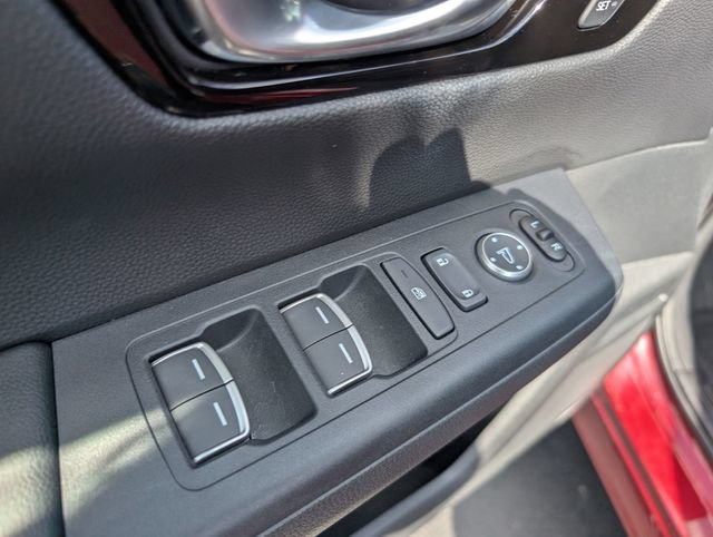 Used 2025 Honda CR-V Sport Touring image 10