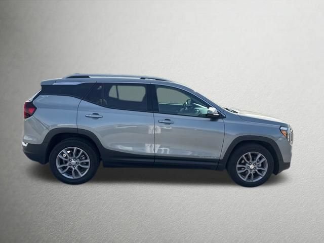 Used 2024 GMC Terrain SLT AWD/4WD image 6