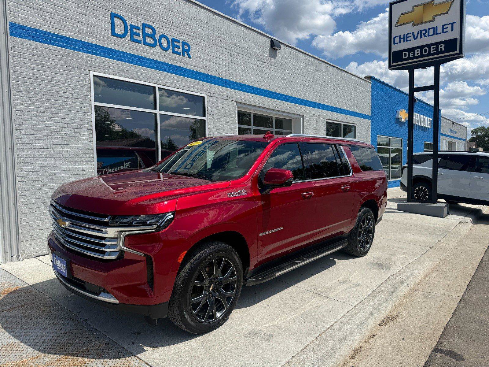 Used 2022 Chevrolet Suburban High Country AWD/4WD image 1