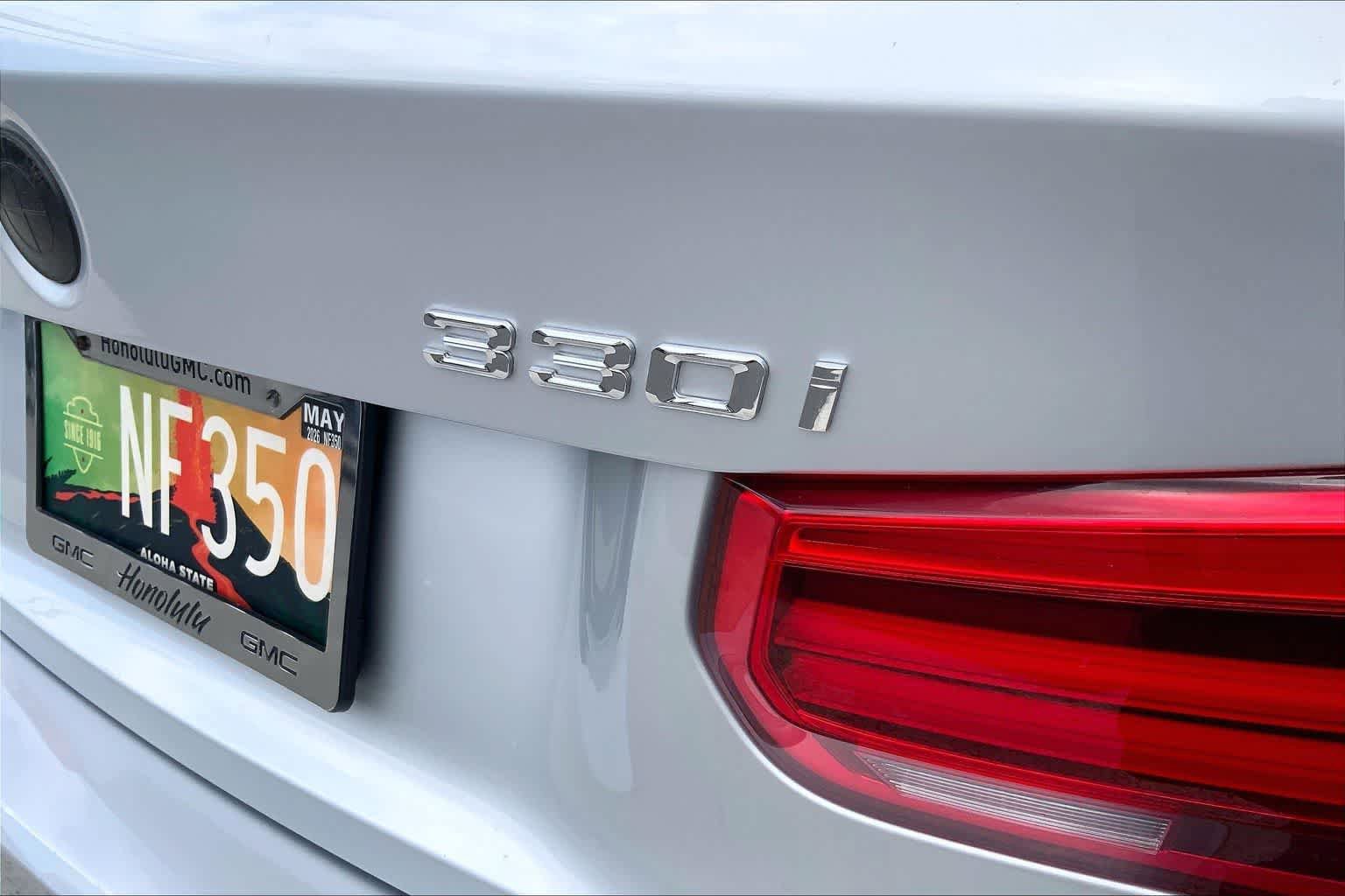 Used 2017 BMW 330i Sedan RWD image 8