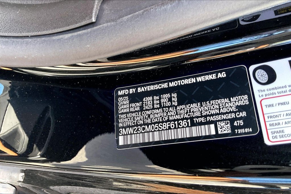 Used 2025 BMW 230i Coupe w/ Convenience Package RWD image 31
