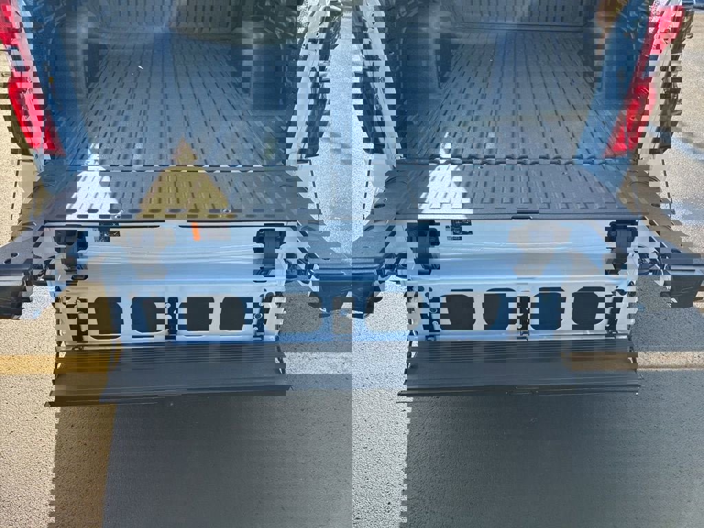 New 2026 Chevrolet Silverado 1500 LTZ w/ LTZ Premium Package image 39