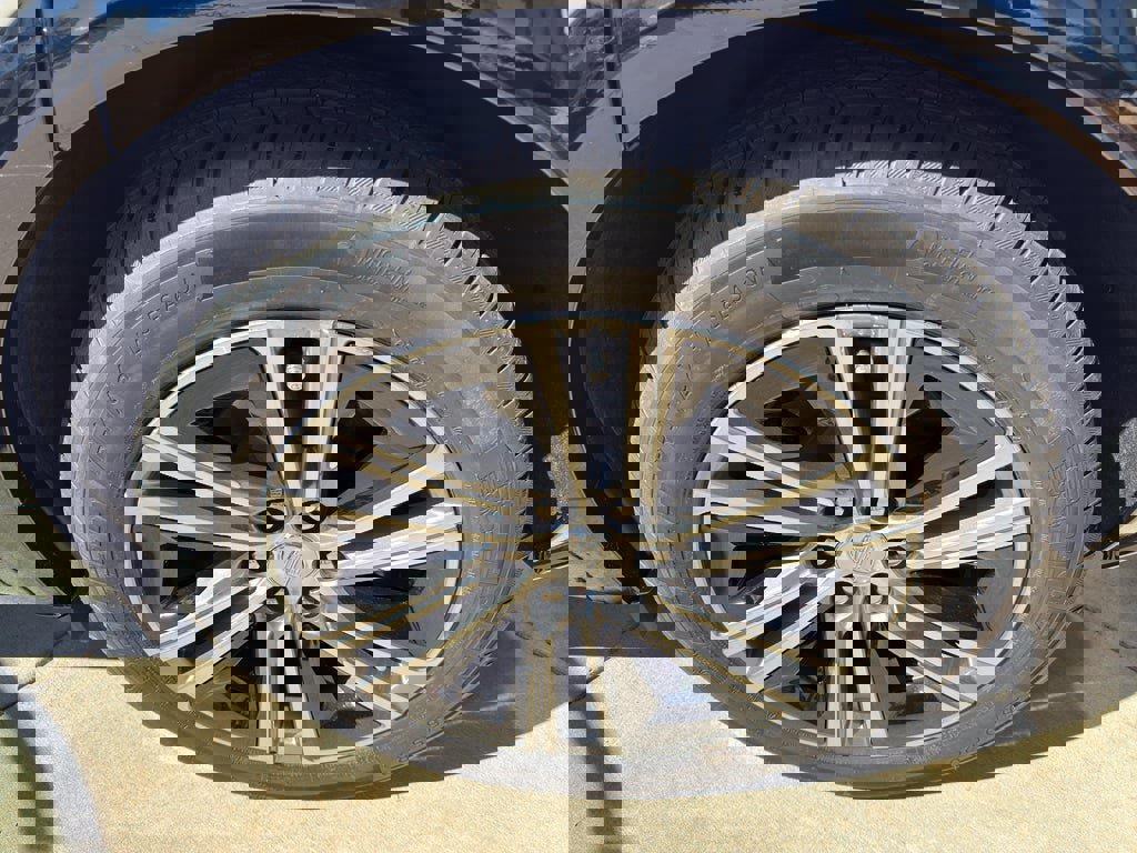 New 2026 Cadillac Lyriq Luxury image 31