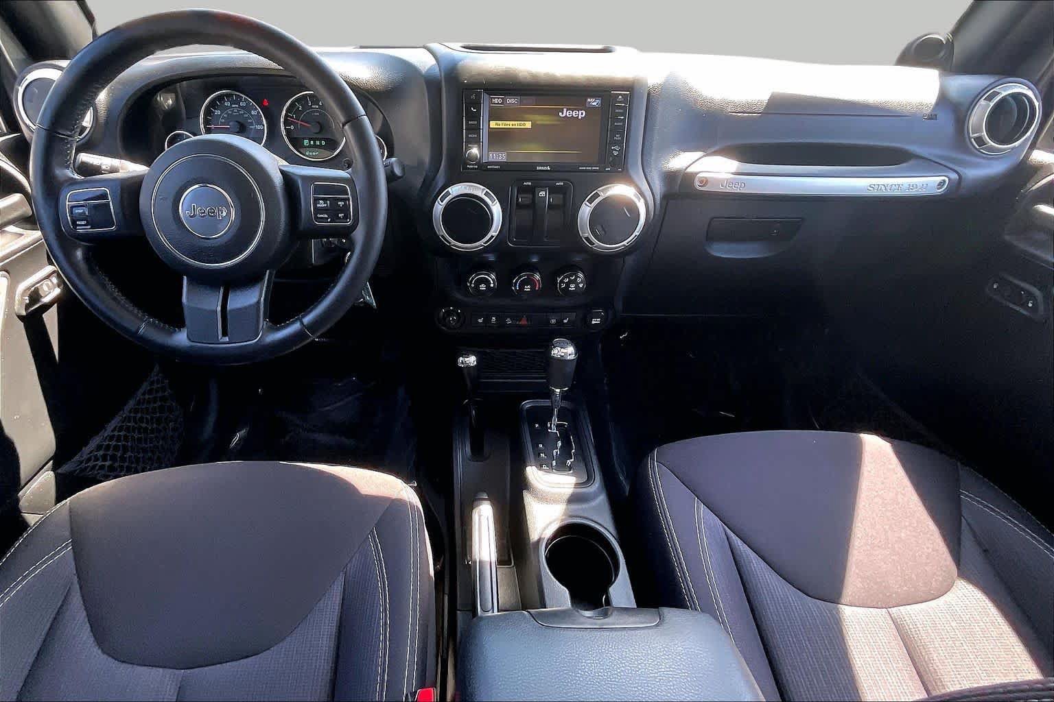 Used 2014 Jeep Wrangler Sahara AWD/4WD image 15