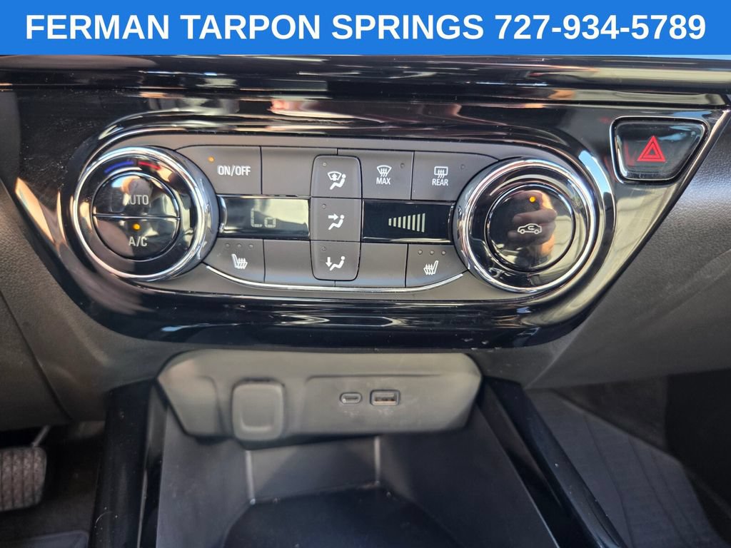 Certified 2025 Chevrolet Trax RS w/ Driver Confidence Package FWD image 30