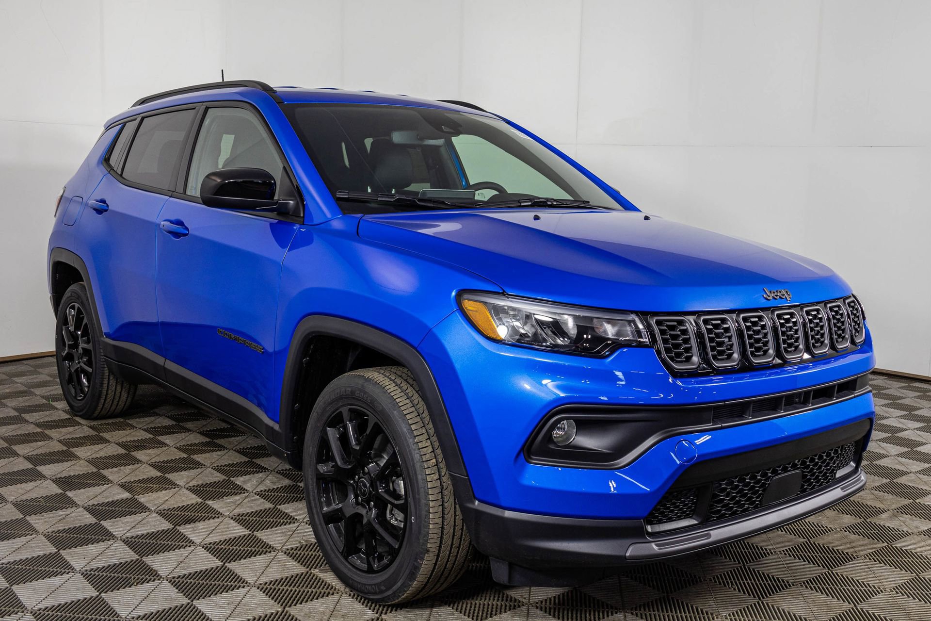 New 2026 Jeep Compass Latitude image 12