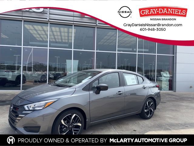 New 2025 Nissan Versa SR w/ Trunk Package
