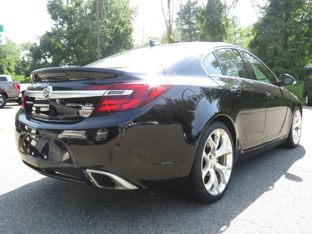 Used 2017 Buick Regal GS w/ Driver Confidence Package #2 AWD/4WD image 5