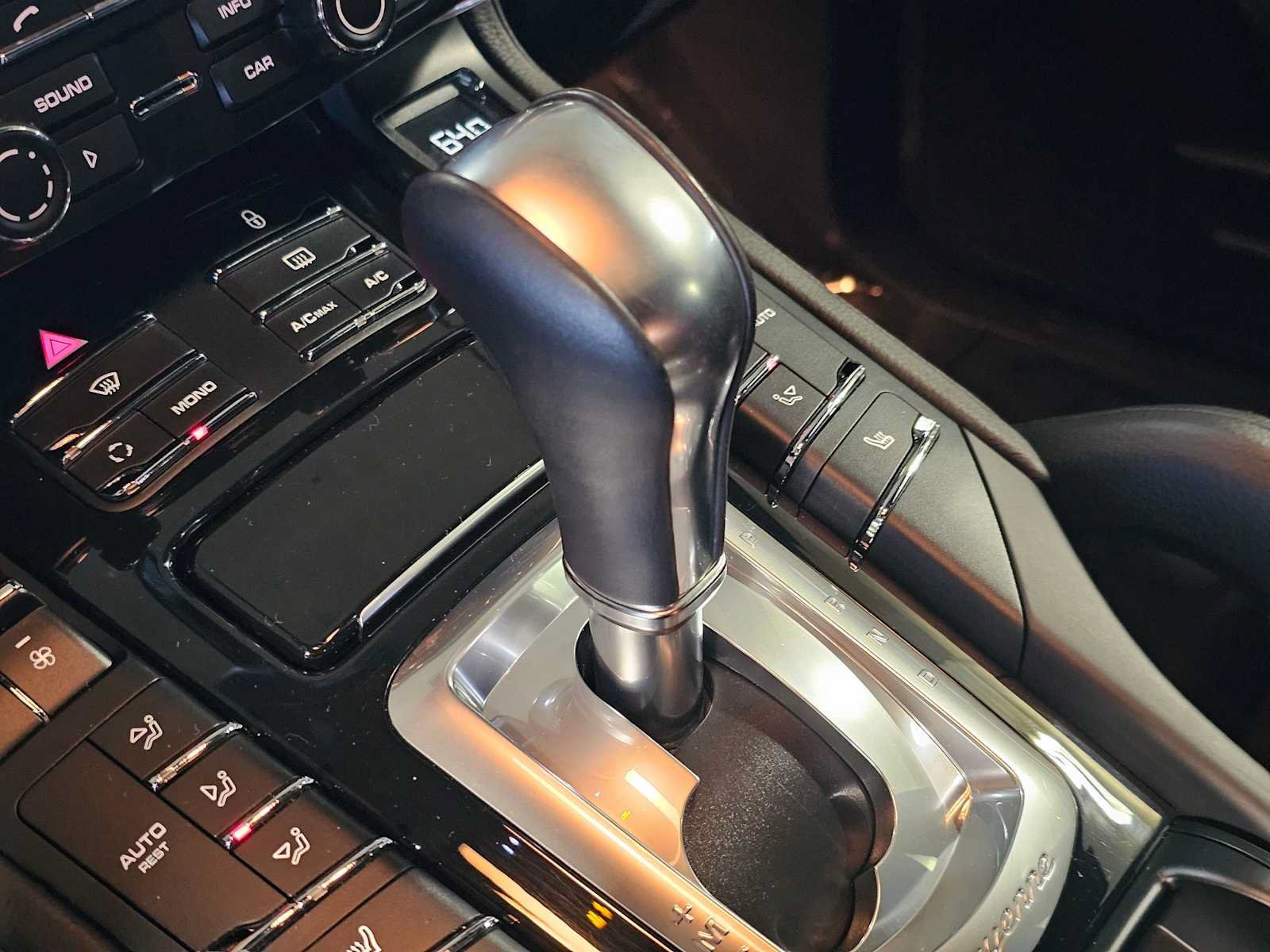 Used 2013 Porsche Cayenne AWD/4WD image 23