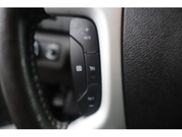 Used 2011 Chevrolet Traverse LT w/ Personal Connectivity Package image 10