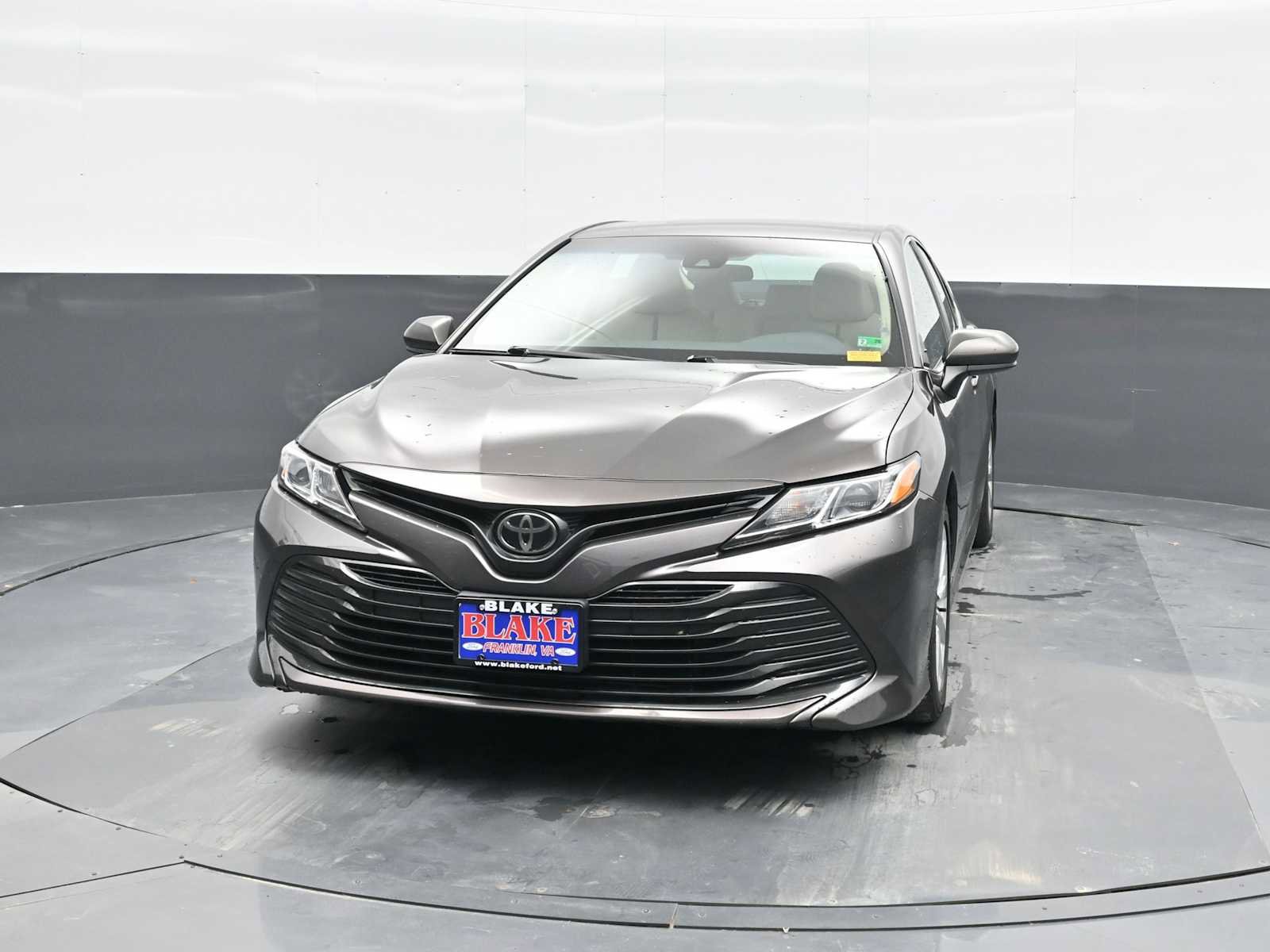 Used 2019 Toyota Camry LE image 8