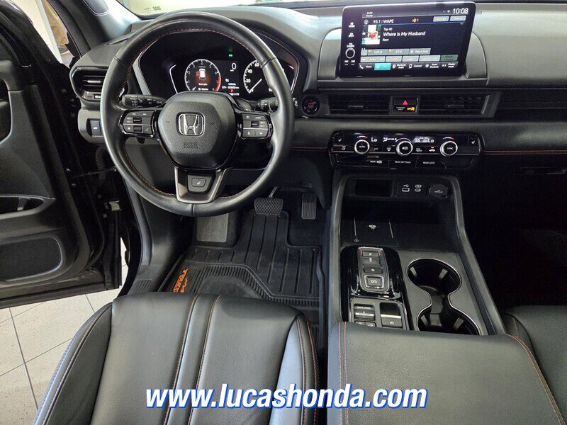 Used 2024 Honda Pilot TrailSport image 9