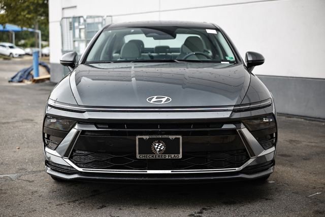New 2025 Hyundai Sonata SEL image 2