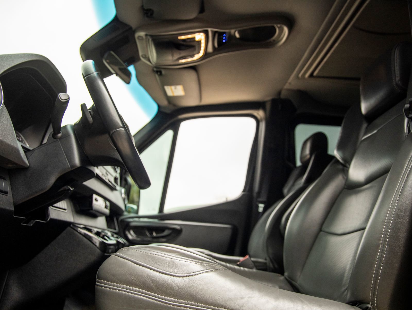 Used 2020 Mercedes-Benz Sprinter 2500 image 20