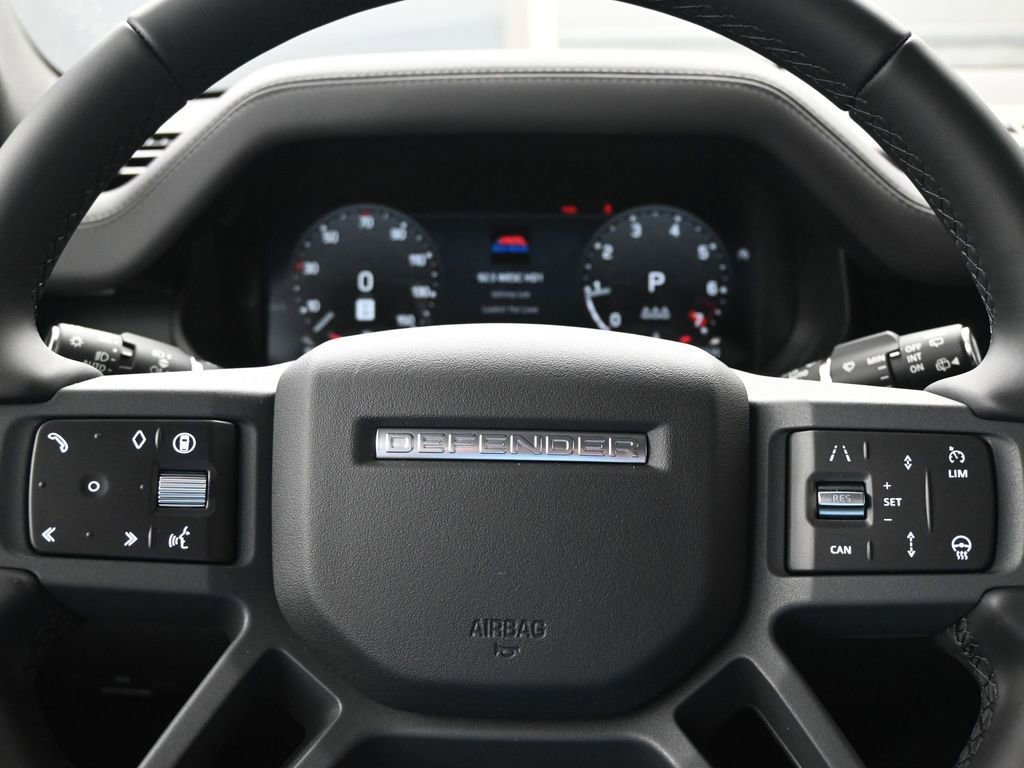 New 2026 Land Rover Defender 110 X-Dynamic SE AWD/4WD image 17