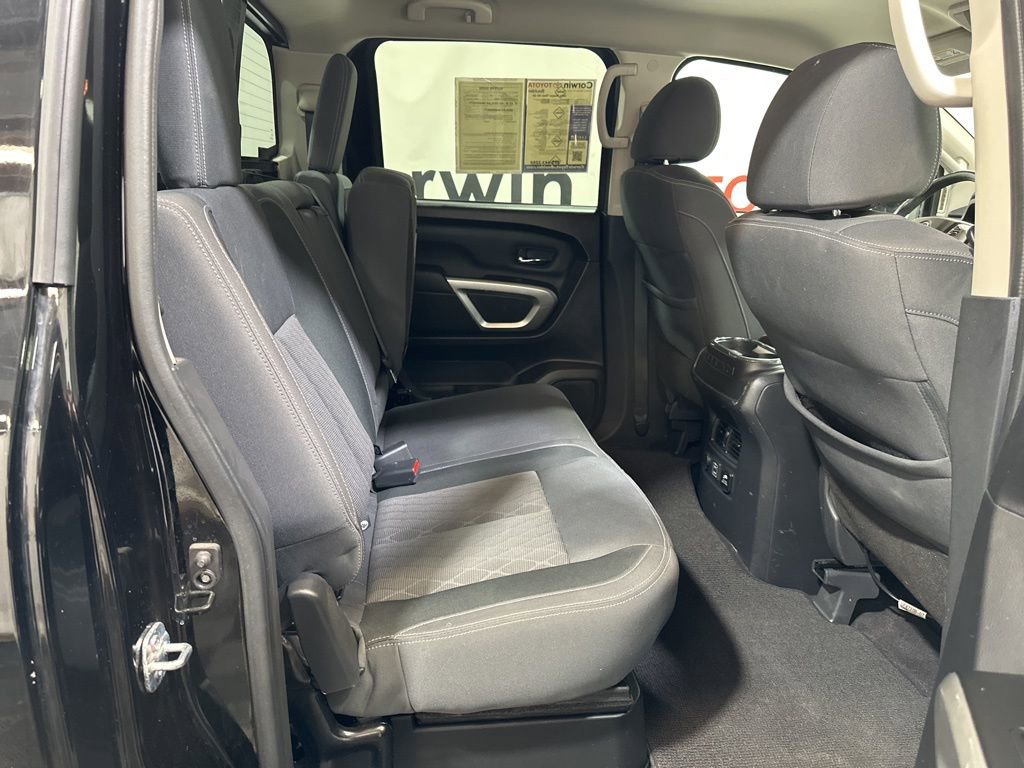 Used 2024 Nissan Titan SV w/ SV Convenience Package image 15