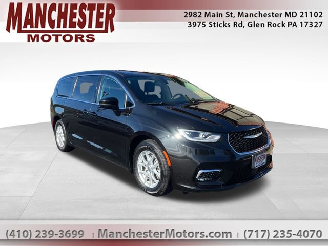 Used 2023 Chrysler Pacifica Touring-L