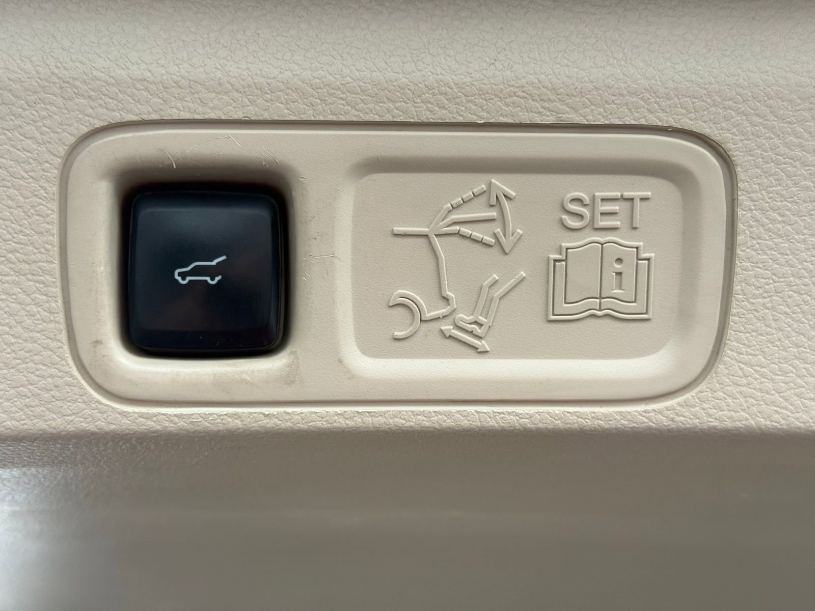 Used 2020 Lincoln Navigator Reserve w/ Luxury Package image 51