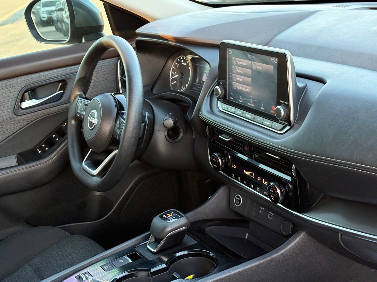 Certified 2022 Nissan Rogue SV image 39