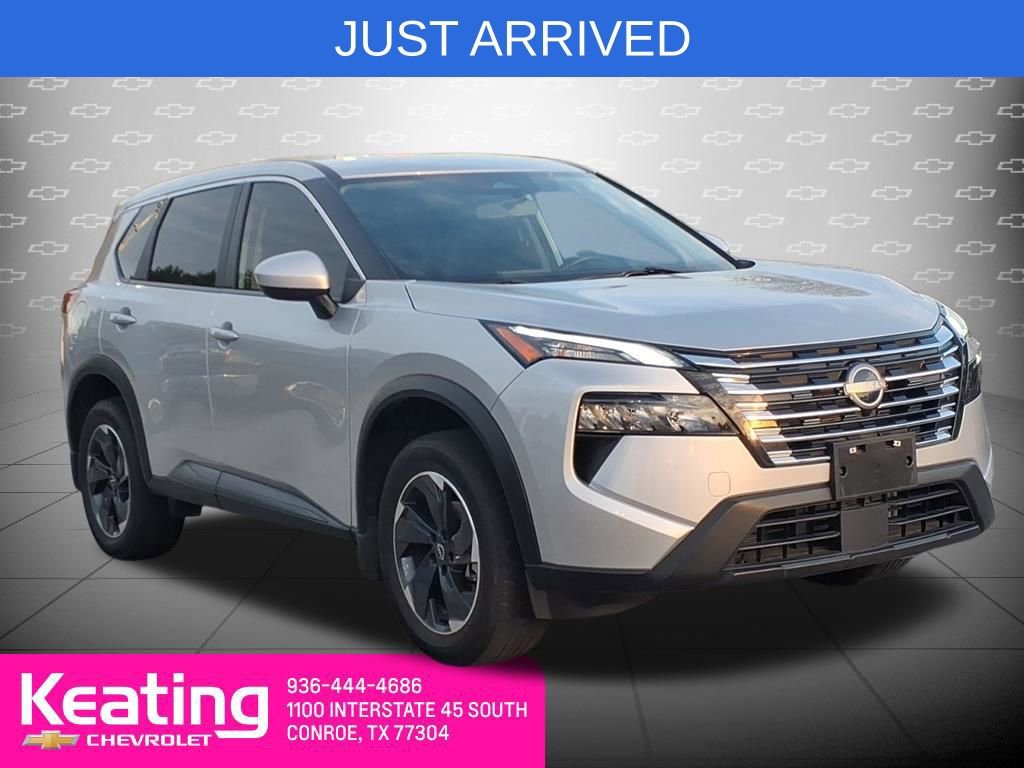 Used 2024 Nissan Rogue SV image 1