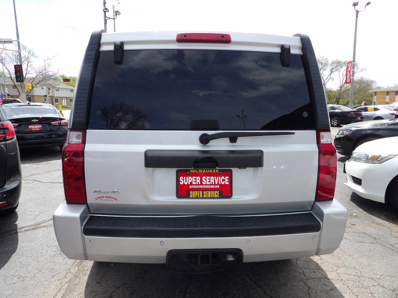 Used 2007 Jeep Commander Sport image 4