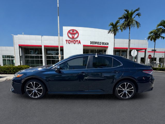 Used 2019 Toyota Camry SE FWD image 4