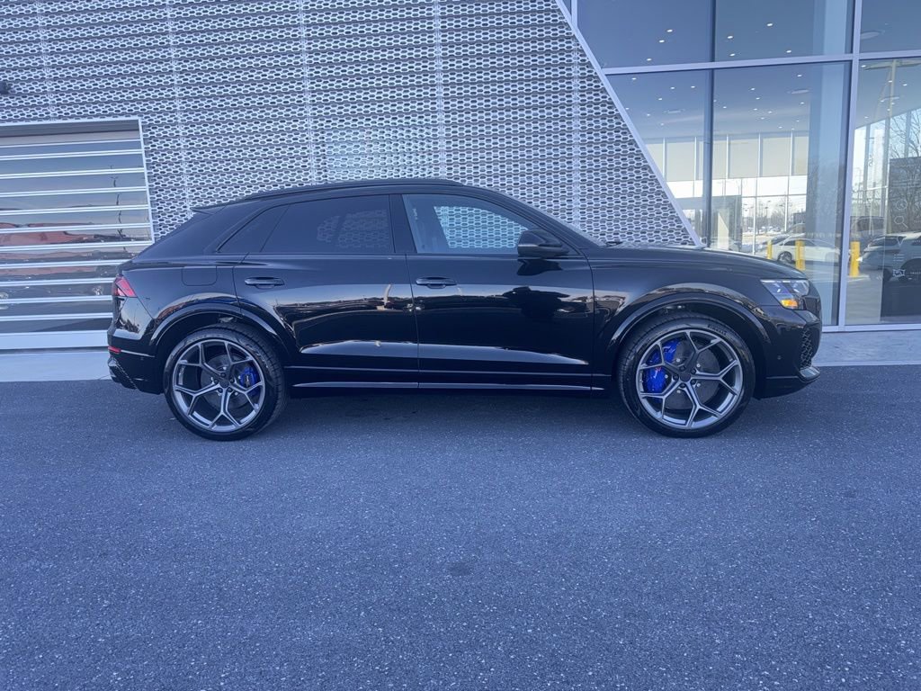 New 2026 Audi RS Q8 performance image 2