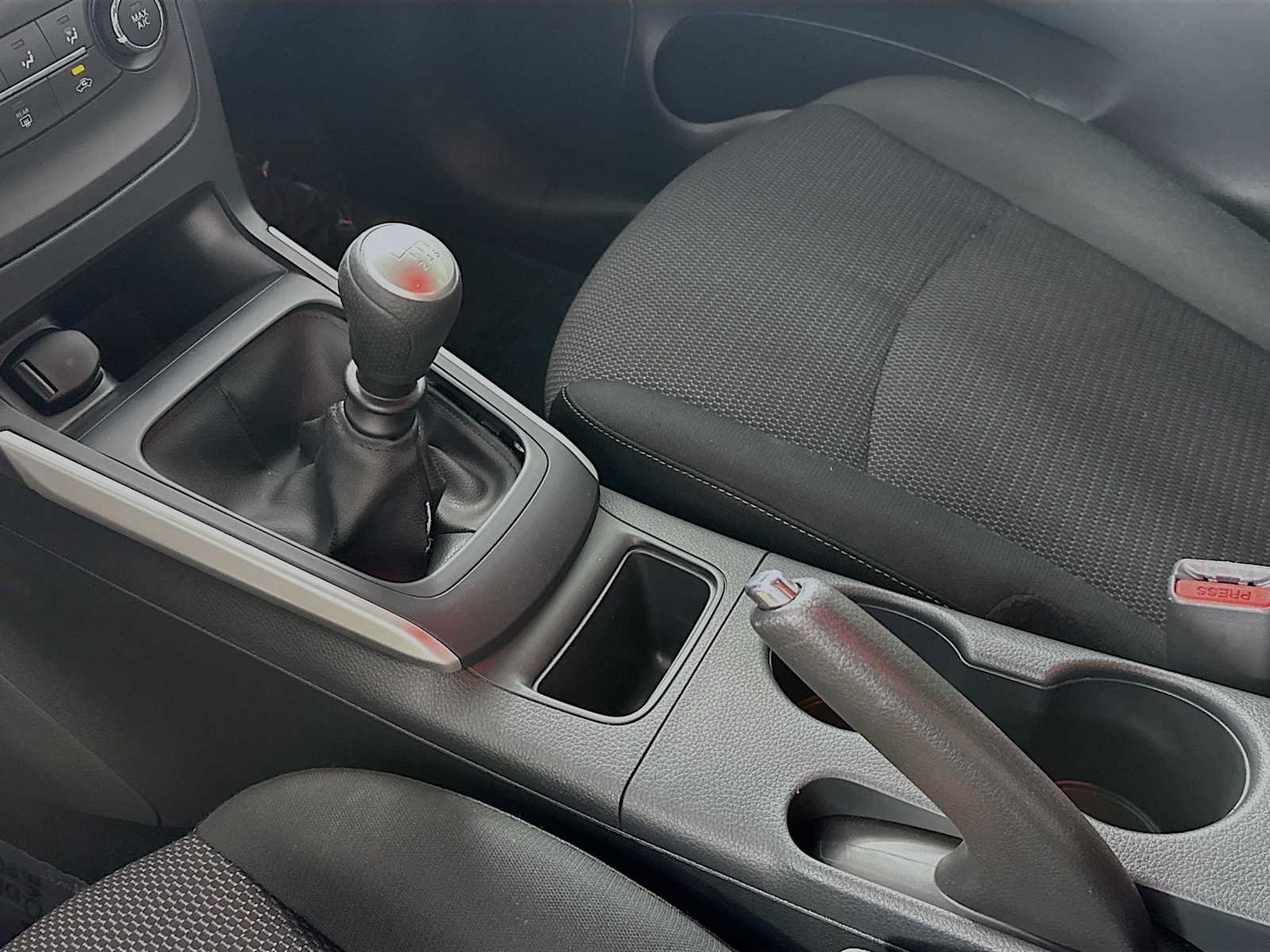 Used 2019 Nissan Sentra S FWD image 15