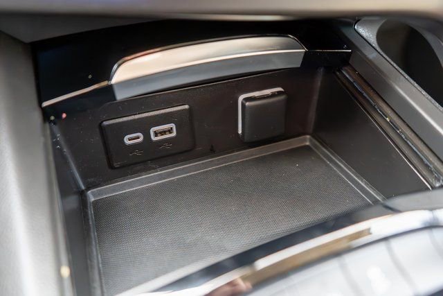 Used 2023 Buick Envision Preferred image 32