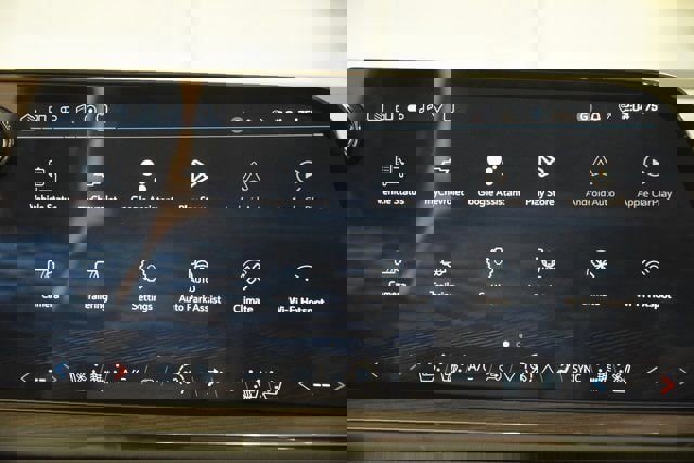 New 2026 Chevrolet Suburban Premier image 33